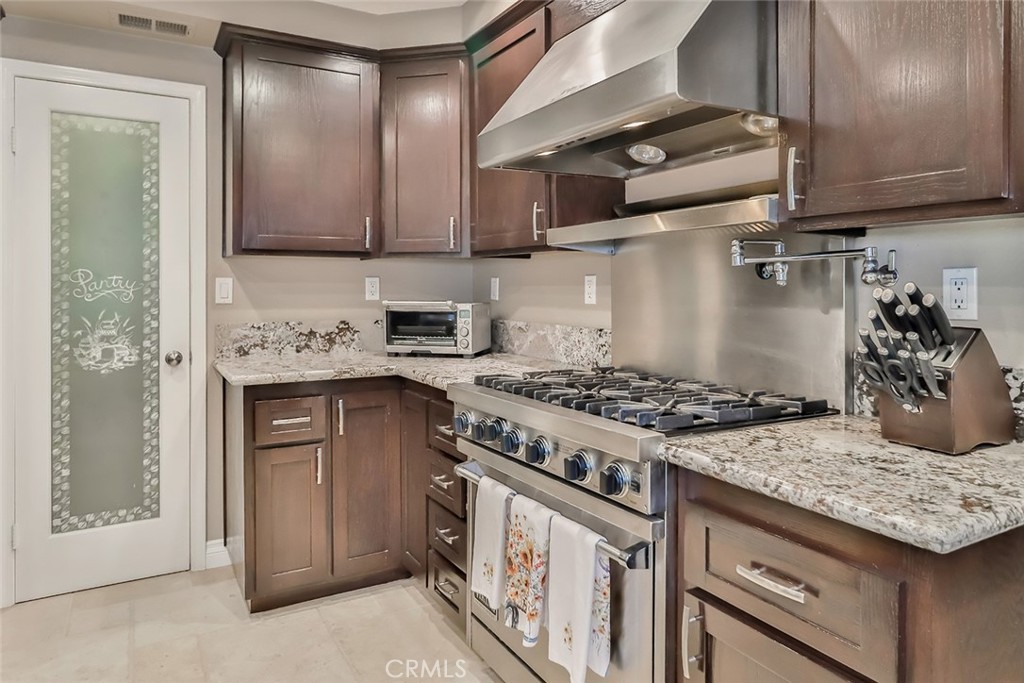 56 Humboldt Street Simi Valley, CA 93065 - Photo 36 of 75