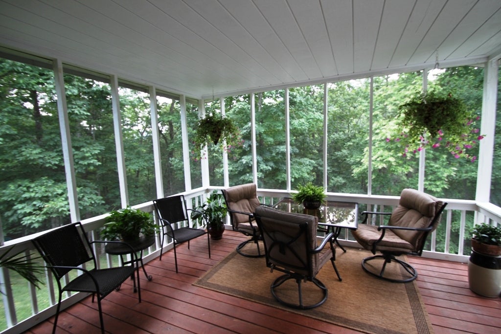 2114 Stone House Road Caldwell, WV 24925 - Photo 33 of 40 Gallery Image 33
