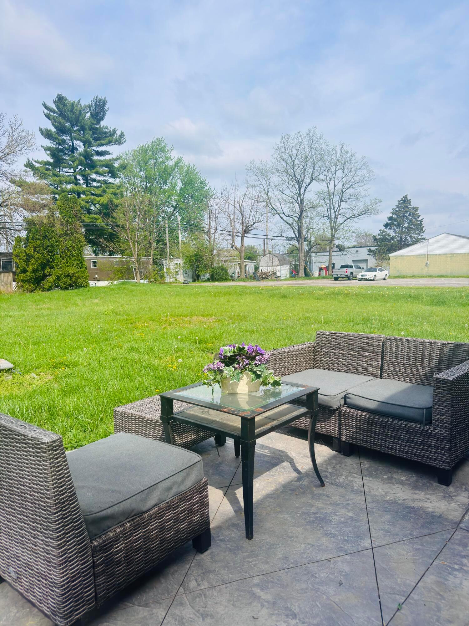 1349 Crest Road Reynoldsburg, OH 43068 - Photo 5 of 17
