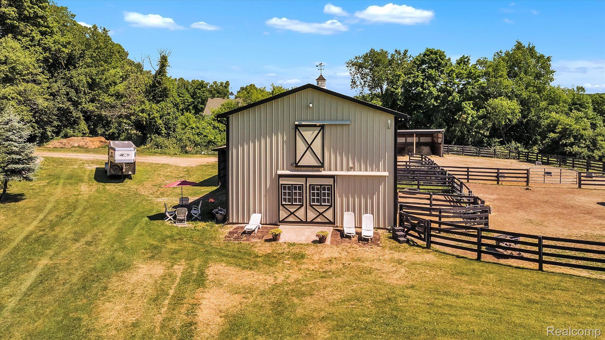 2090 Delano Road Oxford, MI 48371 - Photo 100 of 102 Gallery Image 100