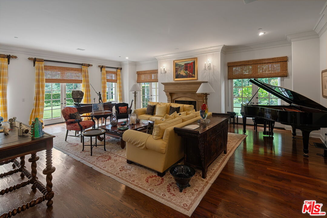 13935 Durham Road Beverly Hills, CA 90210 - Photo 11 of 21