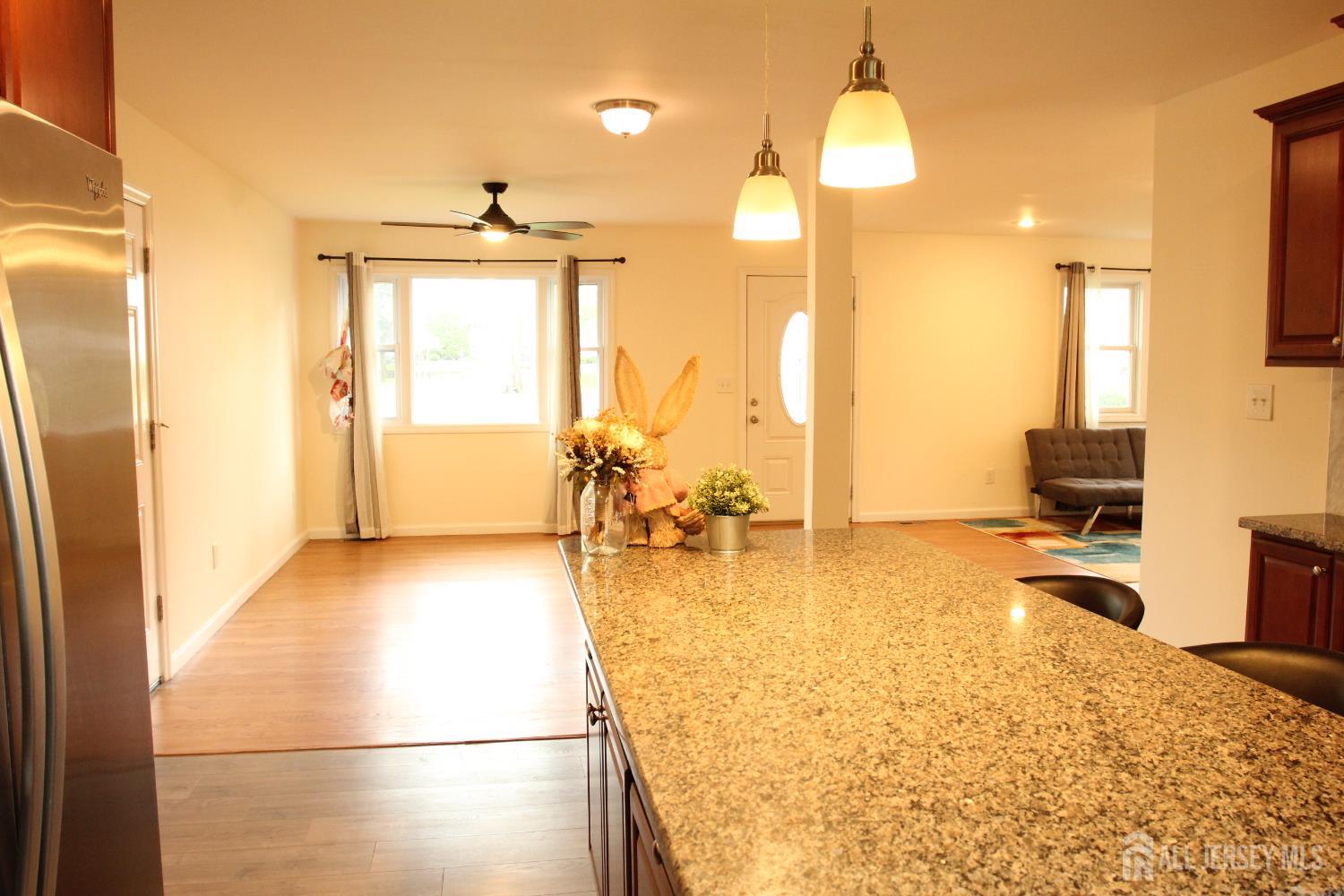 60 Morgan Drive Edison, NJ 08817 - Photo 15 of 39