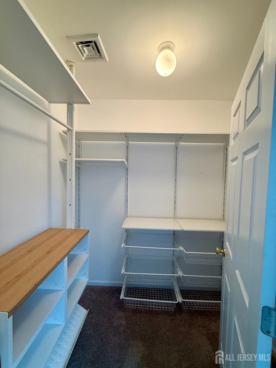 60 Morgan Drive Edison, NJ 08817 - Photo 21 of 39