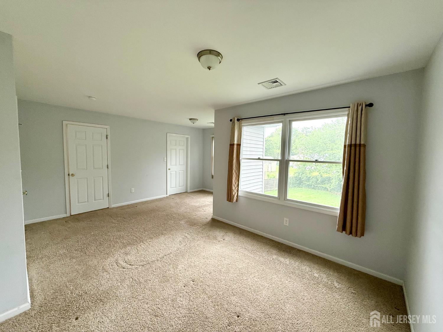 60 Morgan Drive Edison, NJ 08817 - Photo 23 of 39