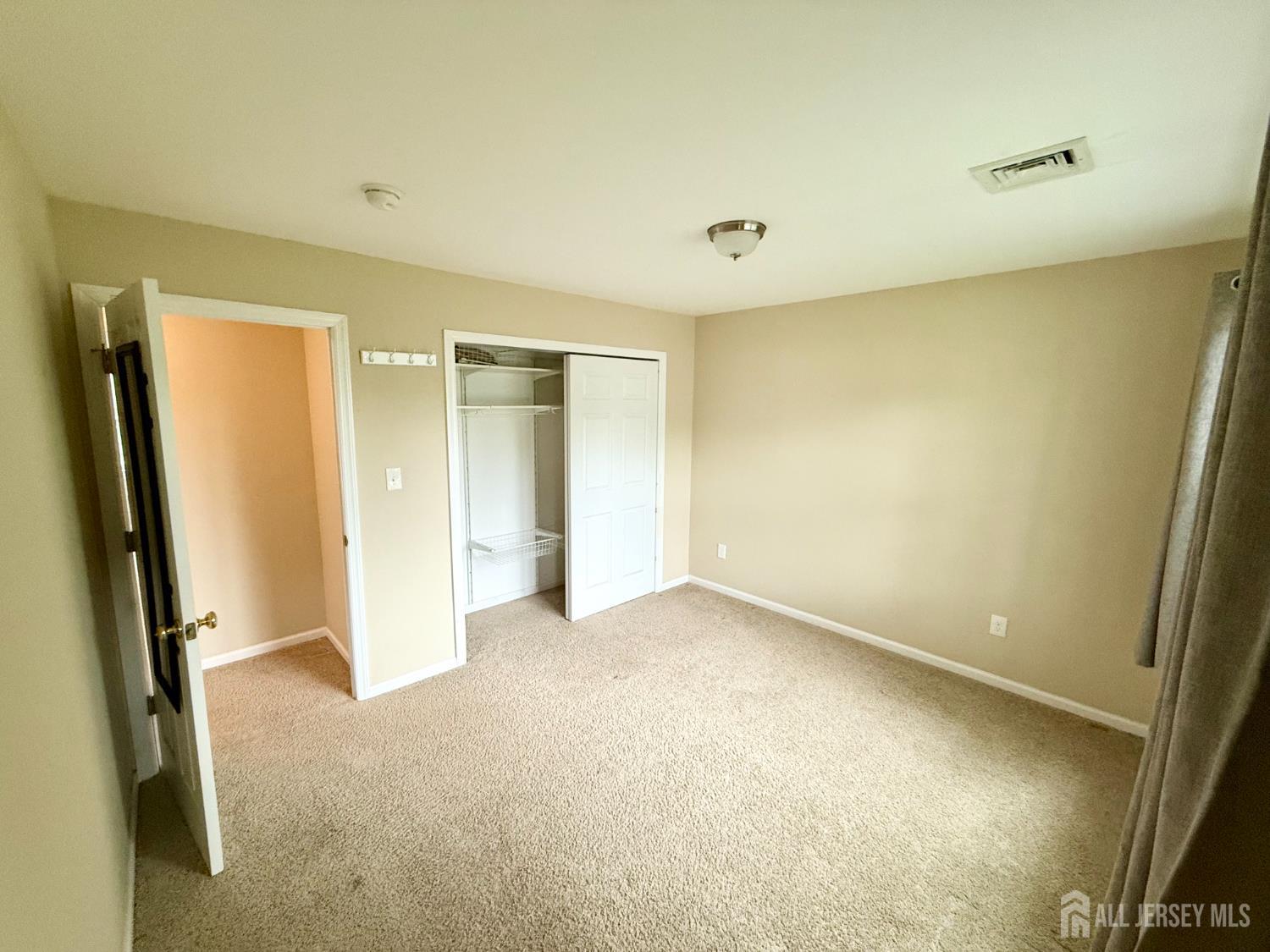 60 Morgan Drive Edison, NJ 08817 - Photo 34 of 39