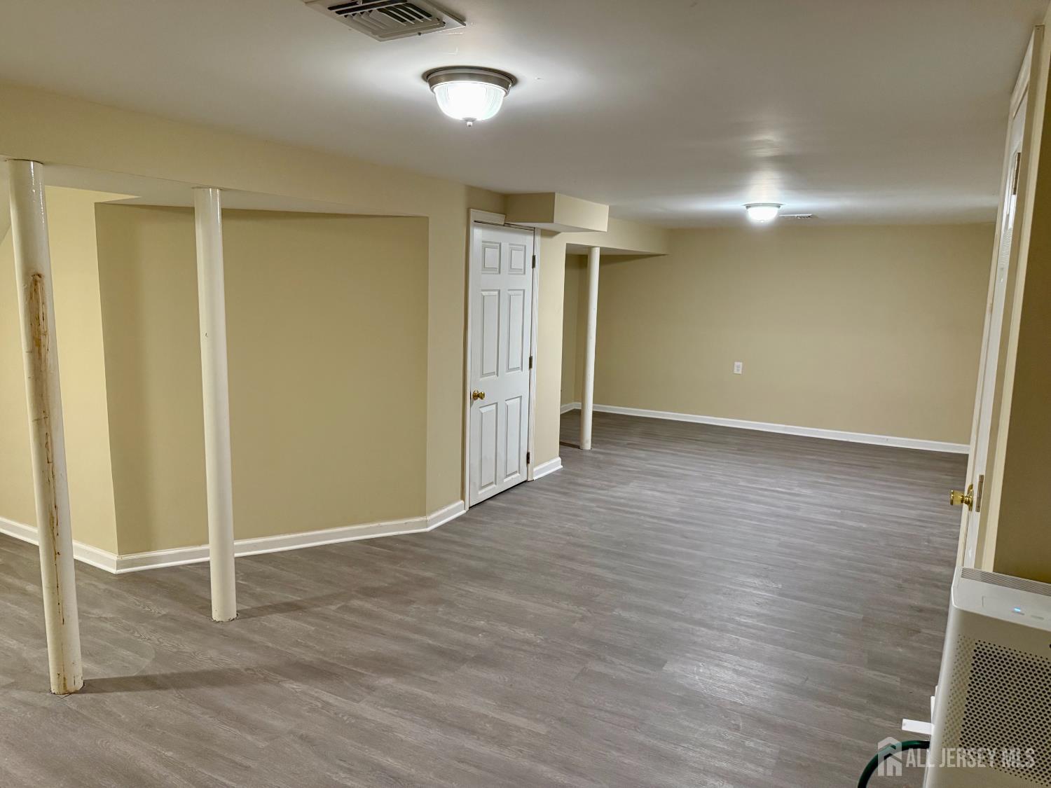 60 Morgan Drive Edison, NJ 08817 - Photo 36 of 39