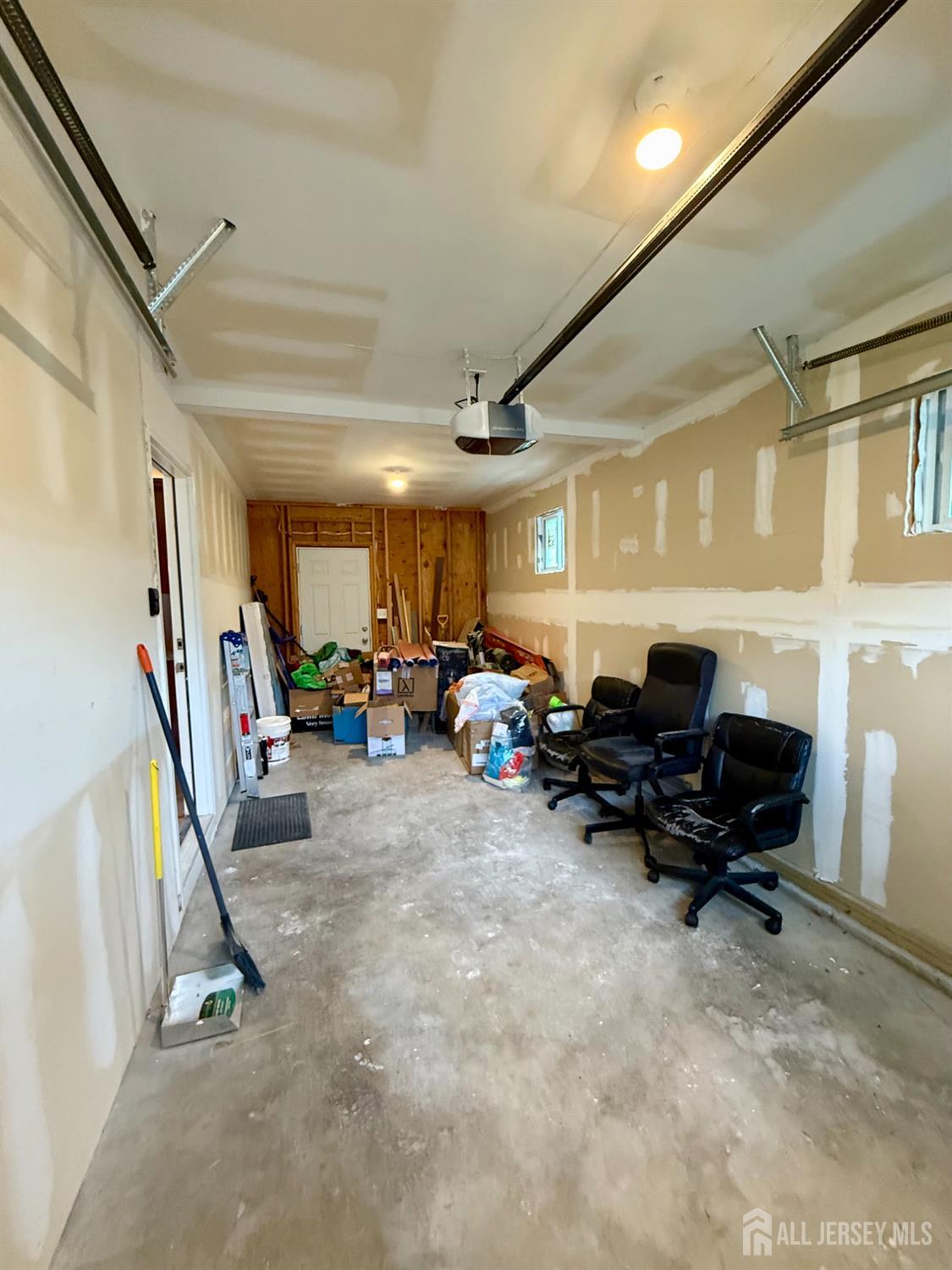 60 Morgan Drive Edison, NJ 08817 - Photo 37 of 39