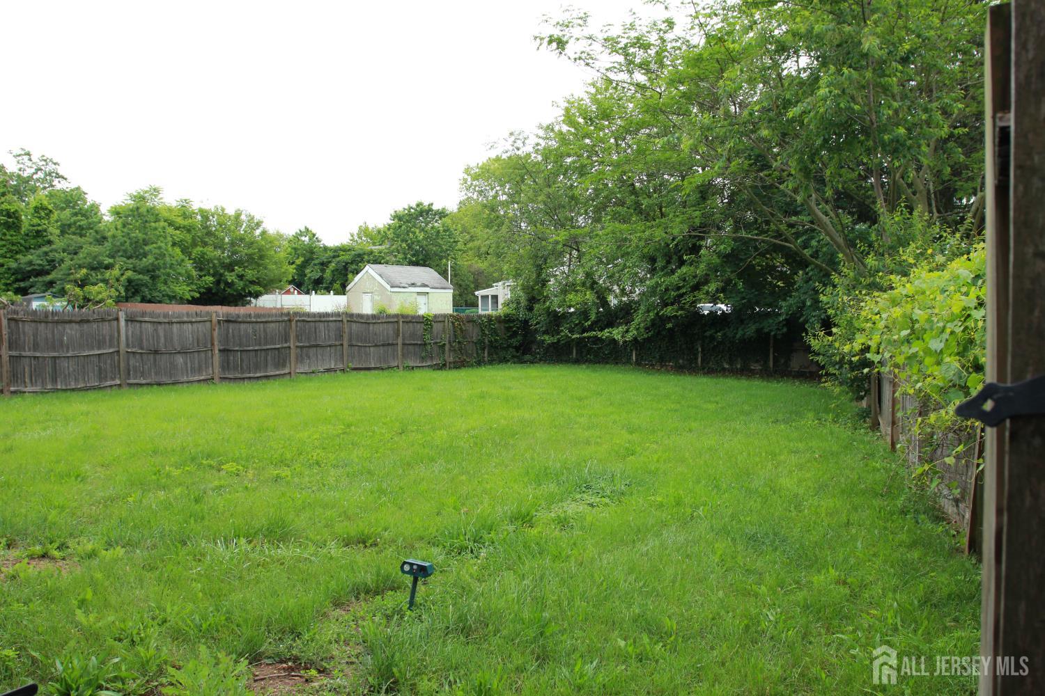 60 Morgan Drive Edison, NJ 08817 - Photo 5 of 39