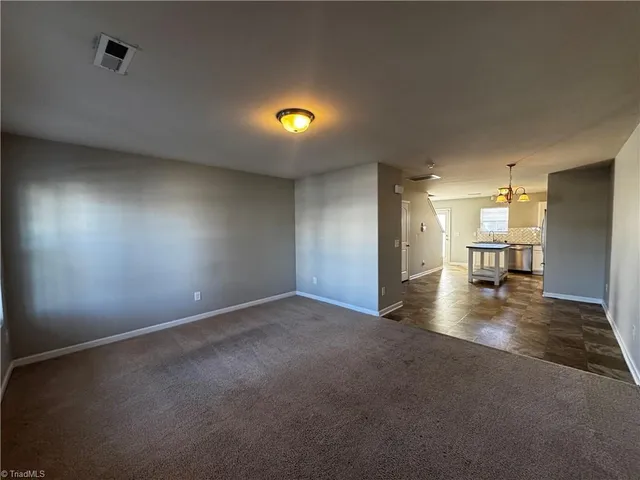 $1,550 | 3921 Village Park Court, Winston-Salem, NC 27127