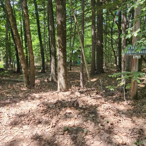 $39,999 | 41 Busy Bee Road, Naples, ME 04055