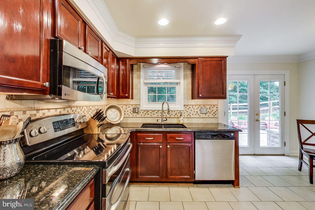 2334 Golden Chapel Road Odenton, MD 21113 - Photo 6 of 52 Kitchen