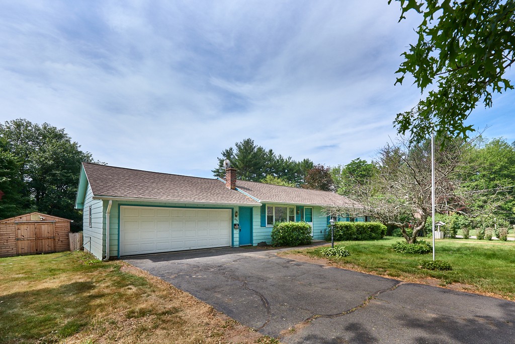 295 Bay Road Belchertown, MA 01007 - Photo 1 of 29 Gallery Image 1