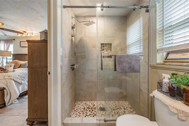 $645,000 | 2405 Summerlin Drive, Clearwater, FL 33764