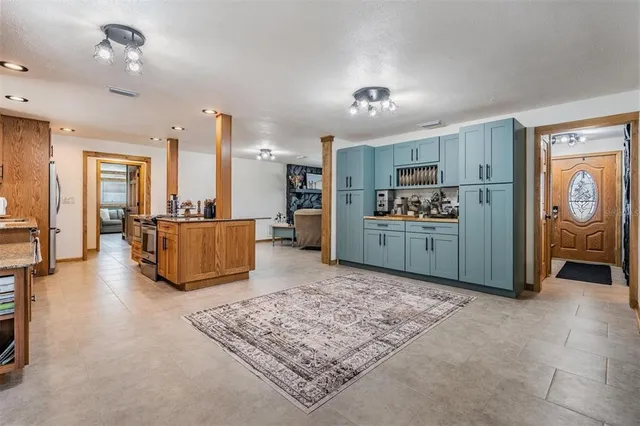 $645,000 | 2405 Summerlin Drive, Clearwater, FL 33764