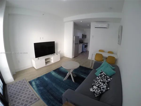 $1,825 | 4100 Southwest 64th Avenue, Unit 409, Davie, FL 33314