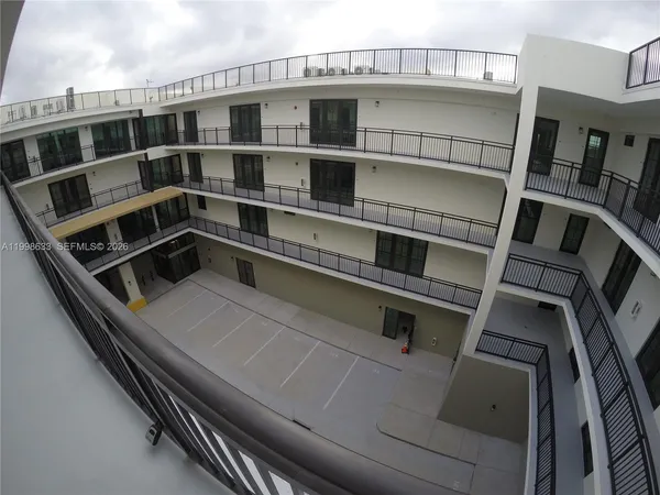 $1,825 | 4100 Southwest 64th Avenue, Unit 409, Davie, FL 33314