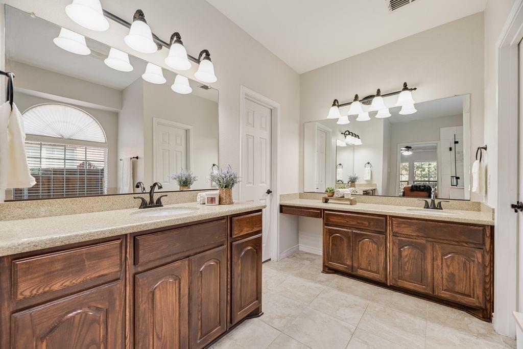 8113 Bishop Pine Road Denton, TX 76208 - Photo 14 of 40