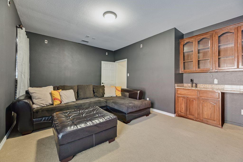 8113 Bishop Pine Road Denton, TX 76208 - Photo 16 of 40