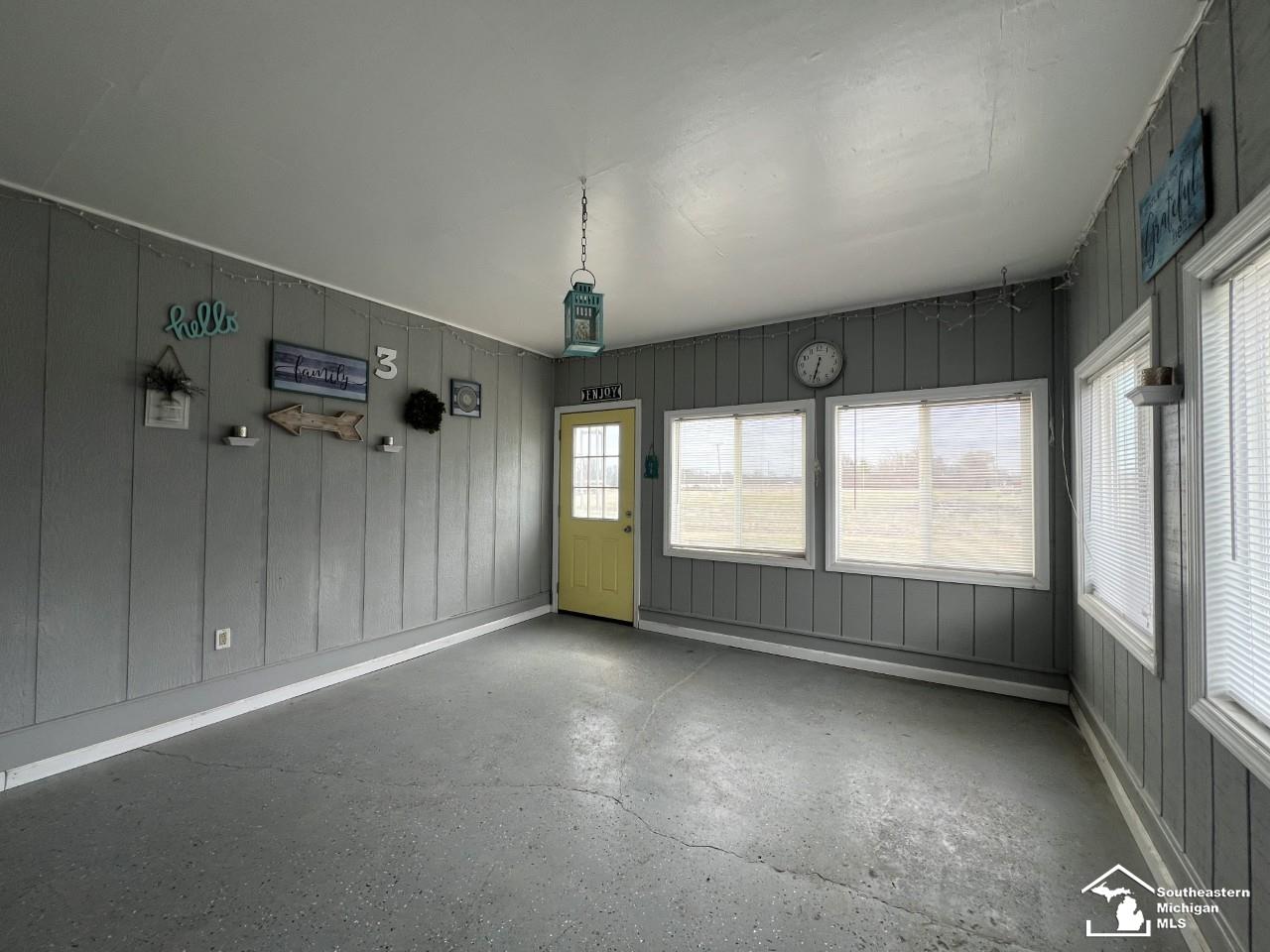 1201 Dennison Road Dundee, MI 48131 - Photo 28 of 30 50169495-8cb73f41-f148-4409-91e1-53a818da4d67.JPG