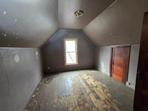 $74,400 | 2935 Vel R. Phillips Avenue, Milwaukee, WI 53212