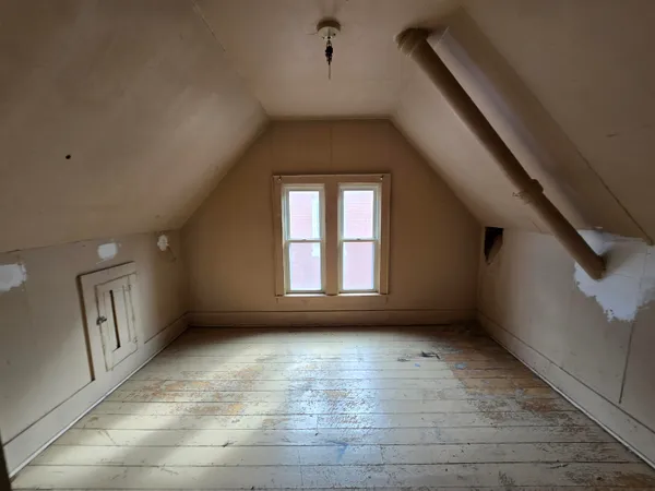 $74,400 | 2935 Vel R. Phillips Avenue, Milwaukee, WI 53212