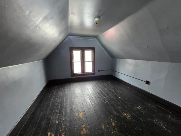 $74,400 | 2935 Vel R. Phillips Avenue, Milwaukee, WI 53212