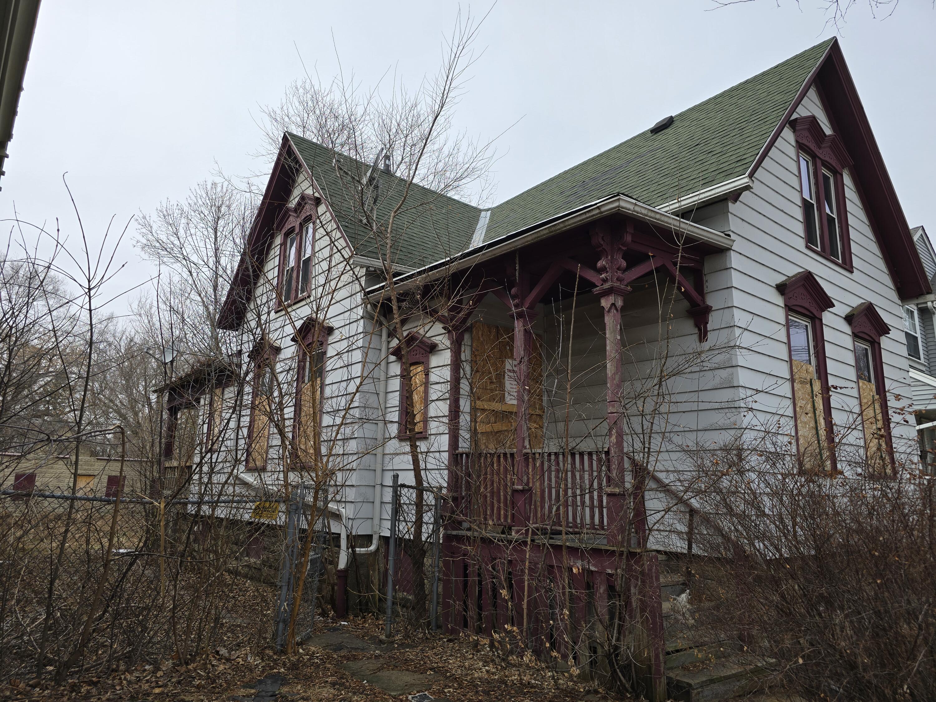 2935 Vel R. Phillips Avenue Milwaukee, WI 53212 - Photo 2 of 17 20260303_134037