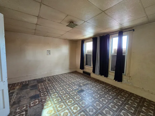 $74,400 | 2935 Vel R. Phillips Avenue, Milwaukee, WI 53212