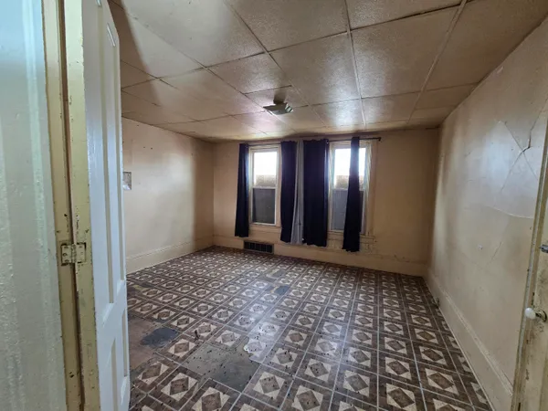 $74,400 | 2935 Vel R. Phillips Avenue, Milwaukee, WI 53212