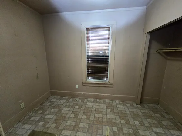 $74,400 | 2935 Vel R. Phillips Avenue, Milwaukee, WI 53212