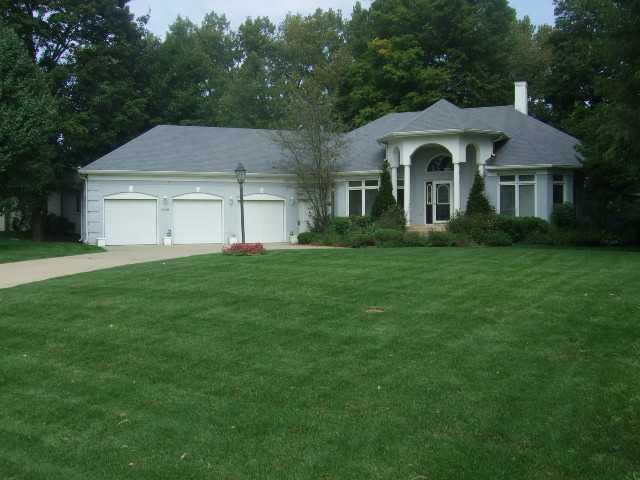 12190 Bridgewater Road Indianapolis, IN 46256 - Photo 1 of 12 Gallery Image 1