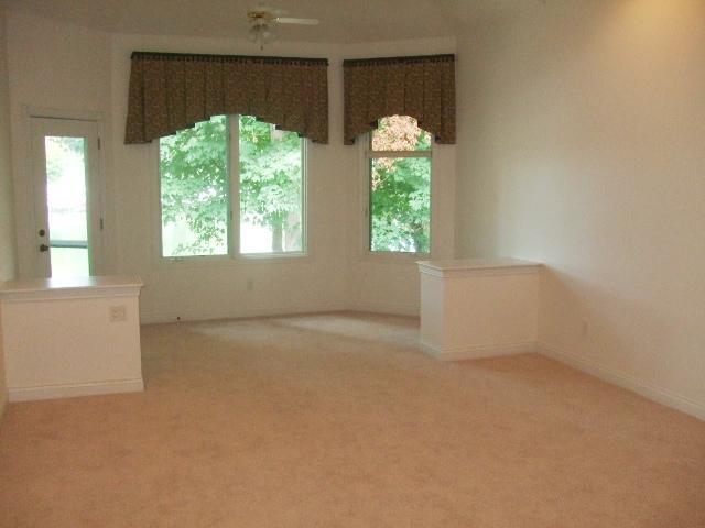12190 Bridgewater Road Indianapolis, IN 46256 - Photo 5 of 12 Gallery Image 5