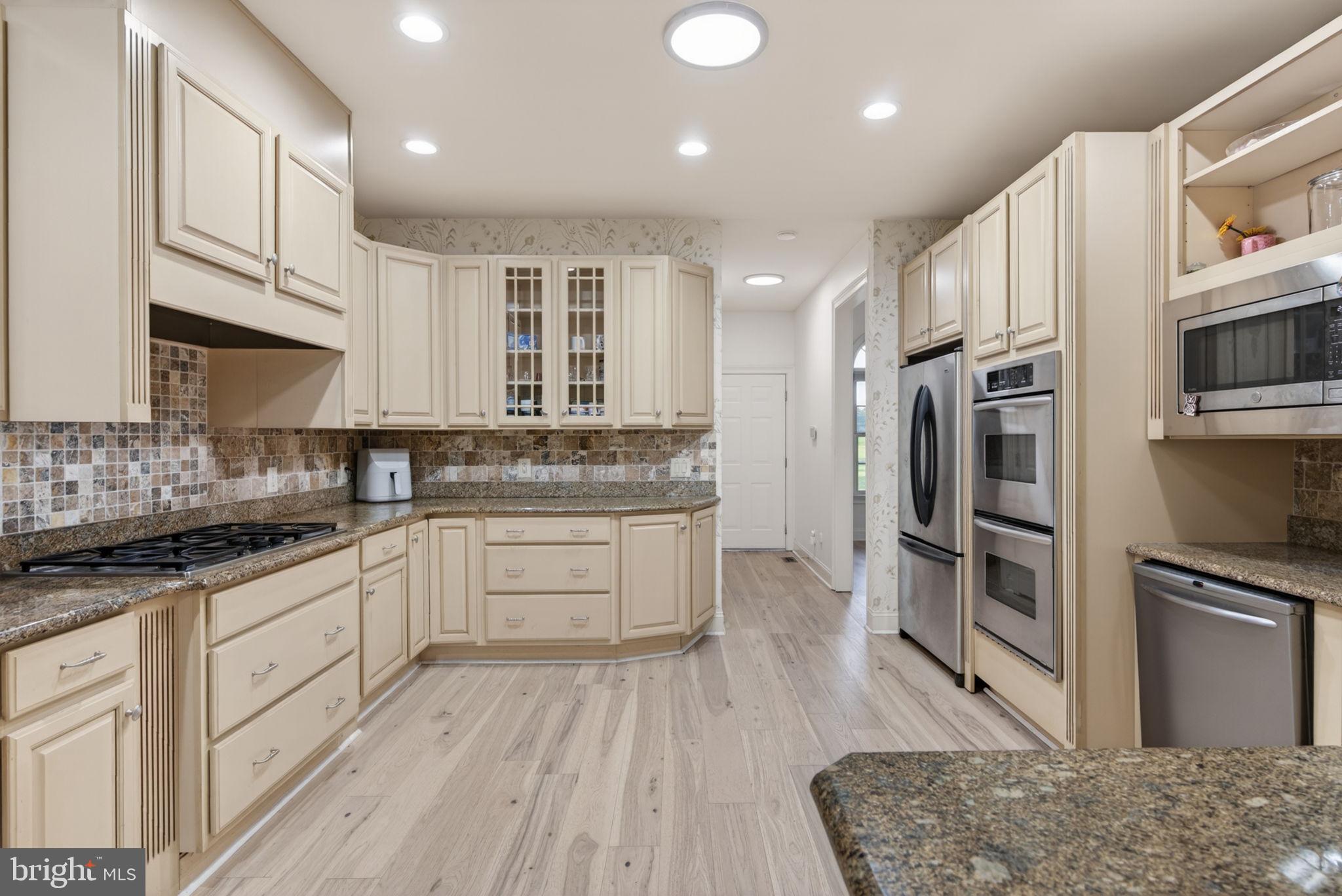 344 Whig Lane Road Pilesgrove, NJ 08098 - Photo 4 of 60