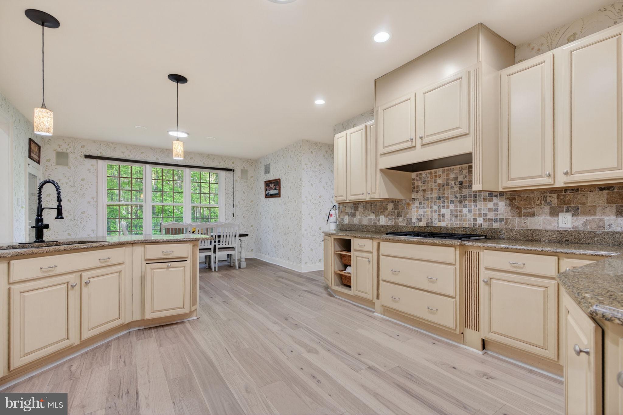 344 Whig Lane Road Pilesgrove, NJ 08098 - Photo 8 of 60