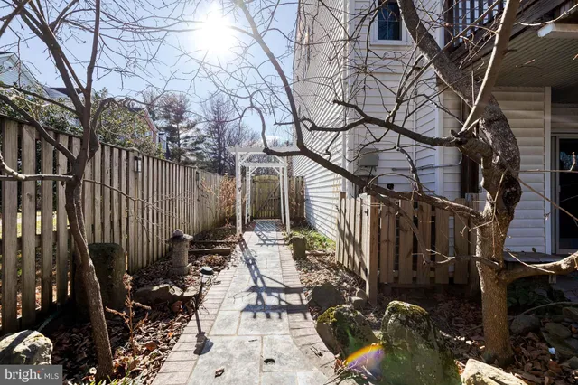 $2,800 | 7261 South Ora Court, Greenbelt, MD 20770