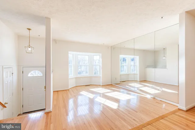 $2,800 | 7261 South Ora Court, Greenbelt, MD 20770