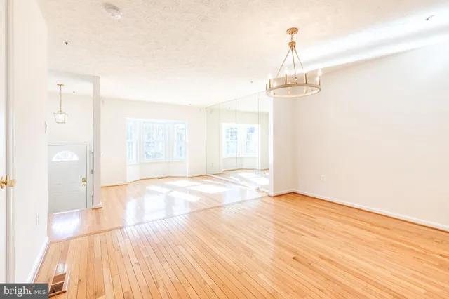 $2,800 | 7261 South Ora Court, Greenbelt, MD 20770