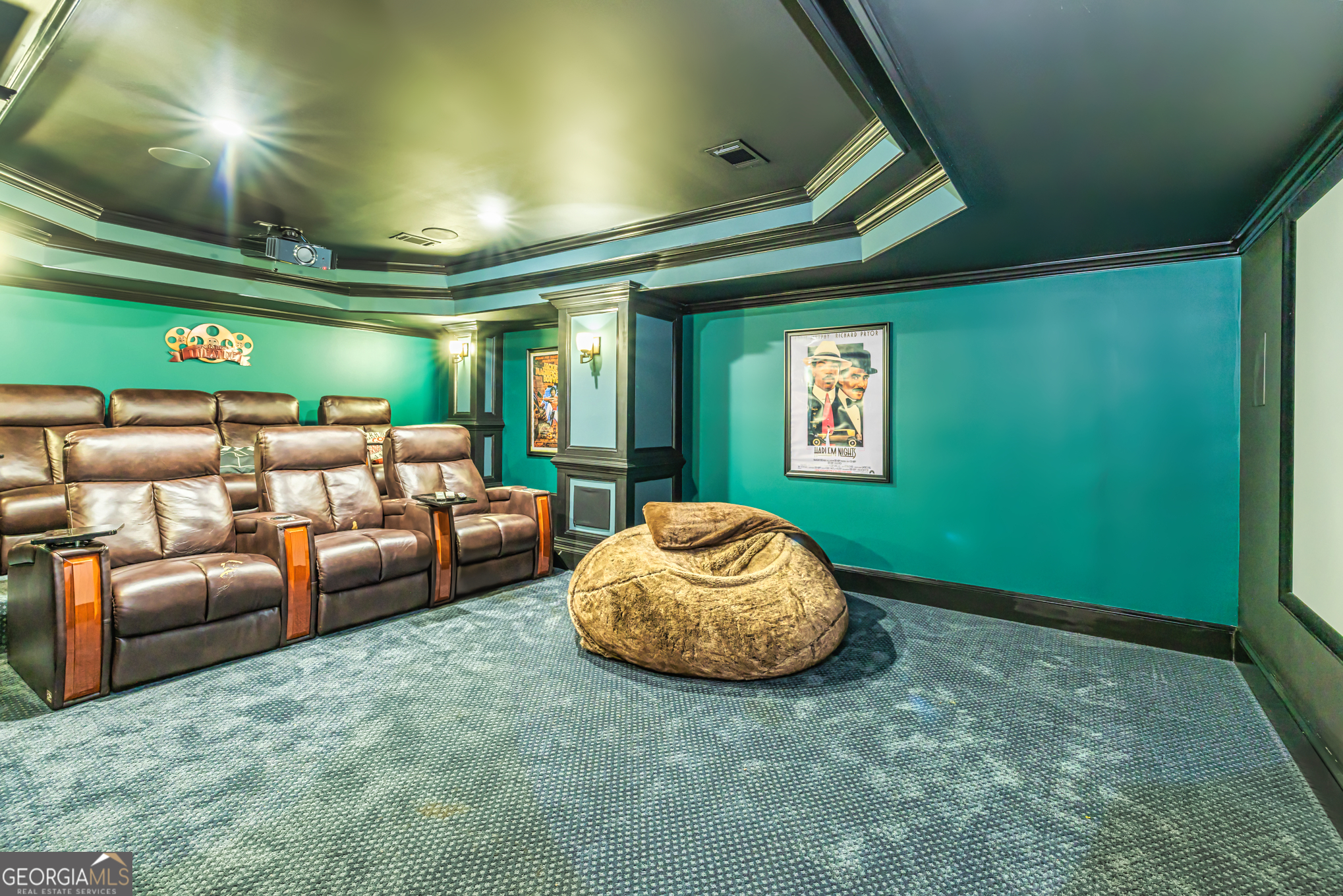 131 Lincoln Road Tyrone, GA 30290 - Photo 64 of 82 a living room with furniture