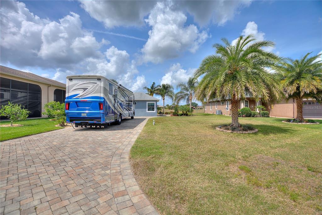 544 Narrow Pond Road Polk City, FL 33868 - Photo 11 of 19