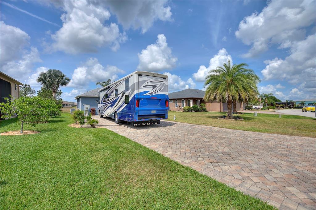 544 Narrow Pond Road Polk City, FL 33868 - Photo 10 of 19