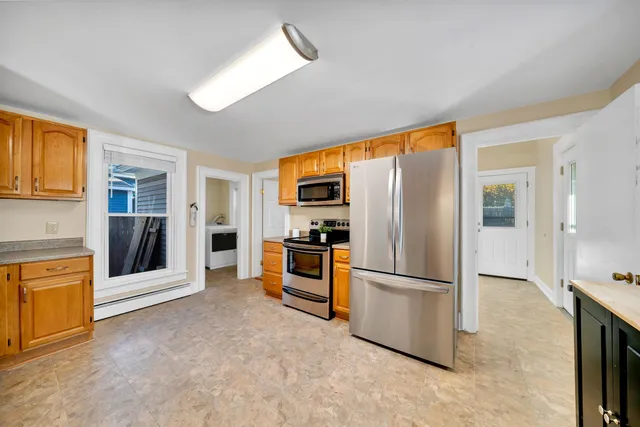 $450,000 | 601 Hall Street, Manchester, NH 03104