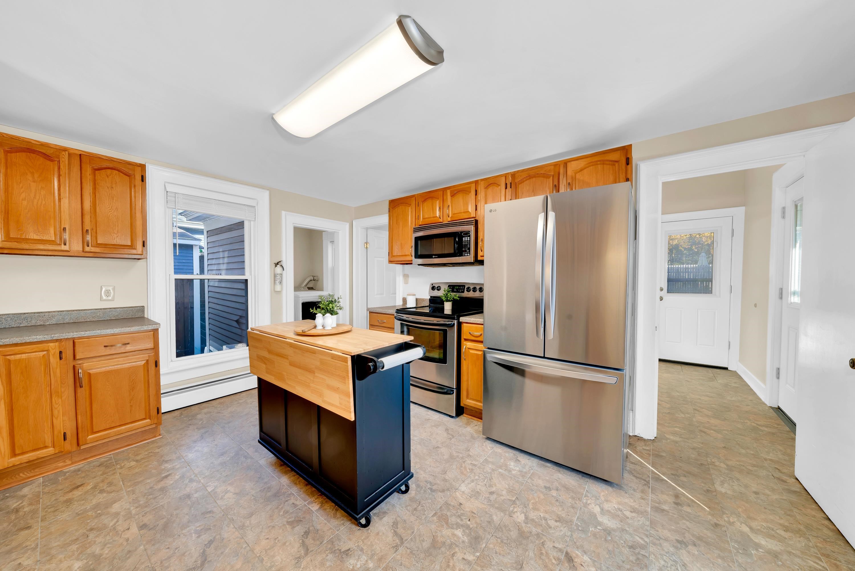 601 Hall Street Manchester, NH 03104 - Photo 29 of 60