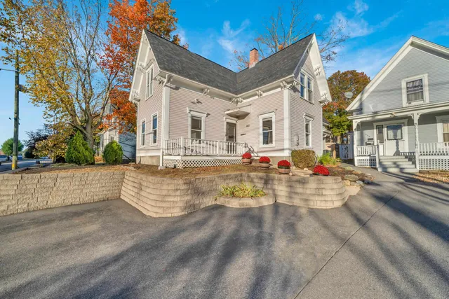 $450,000 | 601 Hall Street, Manchester, NH 03104