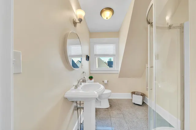 $450,000 | 601 Hall Street, Manchester, NH 03104