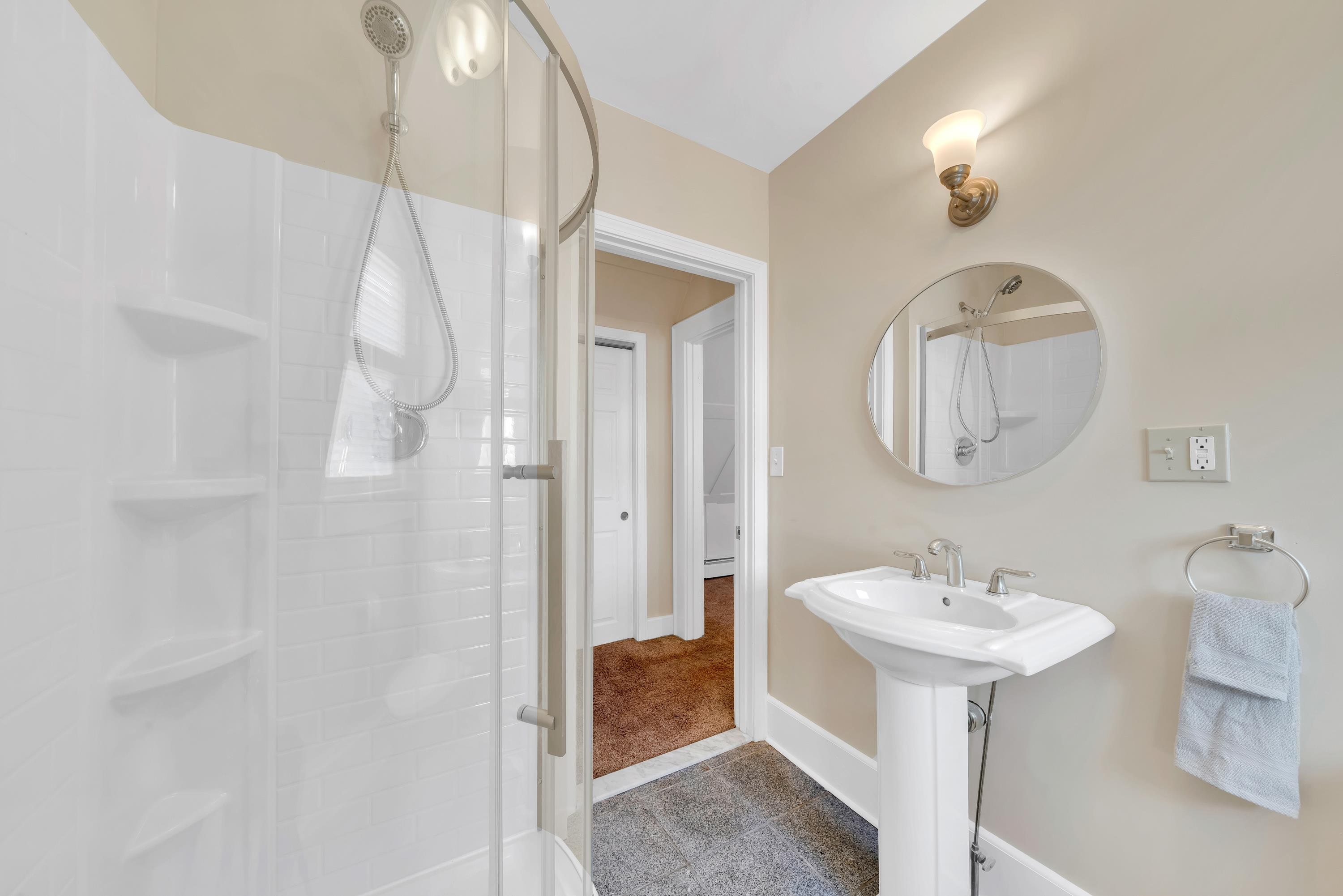 601 Hall Street Manchester, NH 03104 - Photo 45 of 60