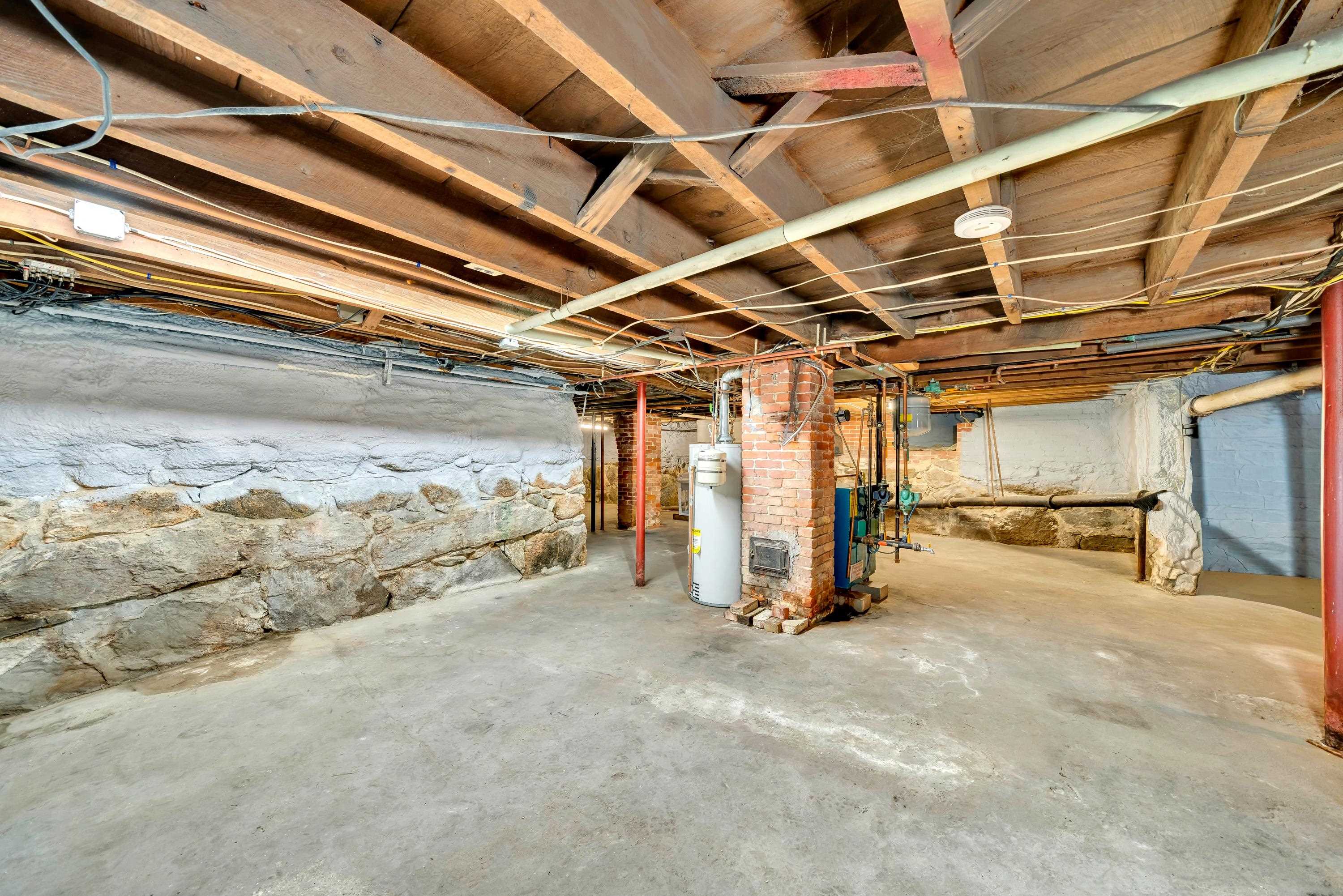 601 Hall Street Manchester, NH 03104 - Photo 51 of 60