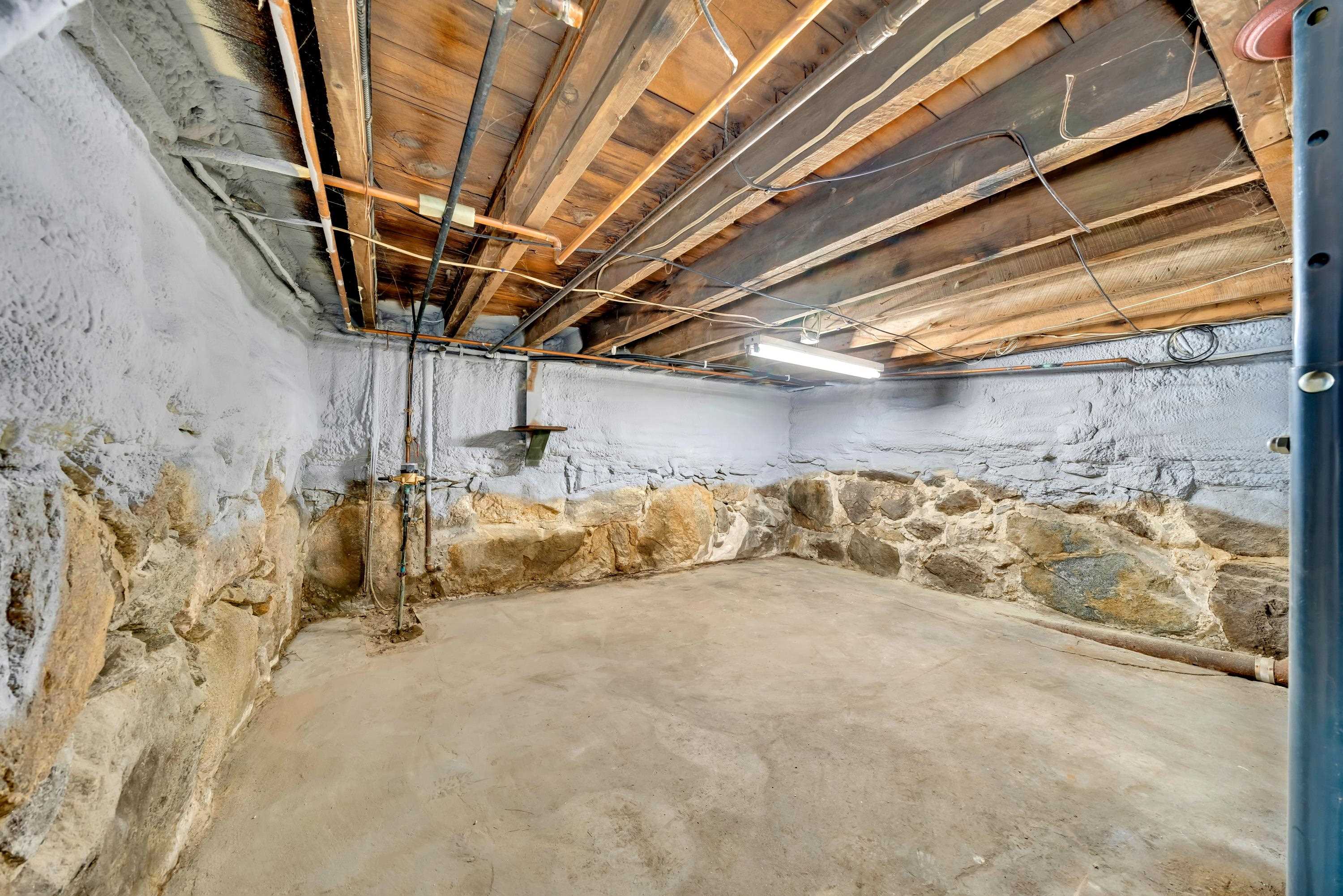 601 Hall Street Manchester, NH 03104 - Photo 52 of 60