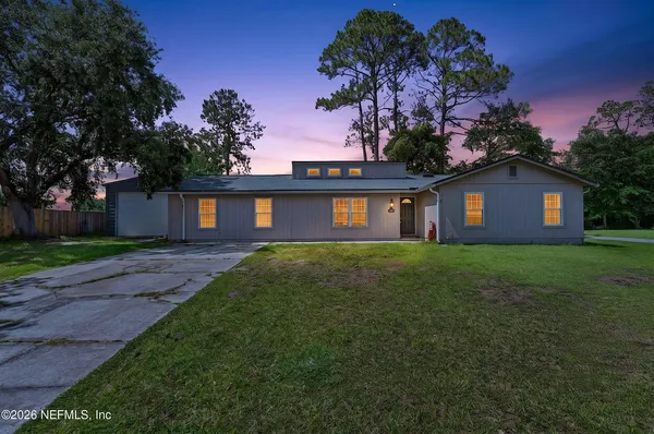 $305,000 | 253 Deerwood Circle East, Middleburg, FL 32068