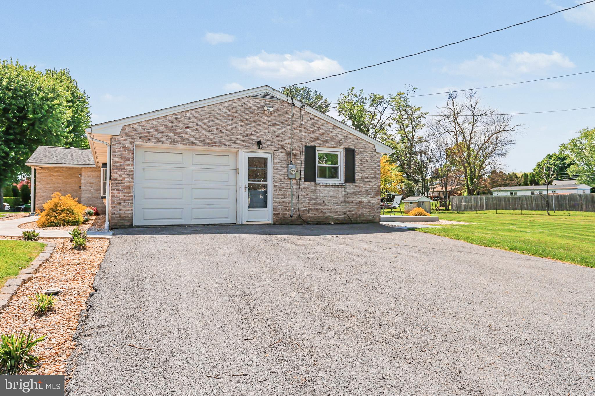 930 Hamilton Street Carlisle, PA 17013 - Photo 4 of 29 Side View with oversized 1 car garage