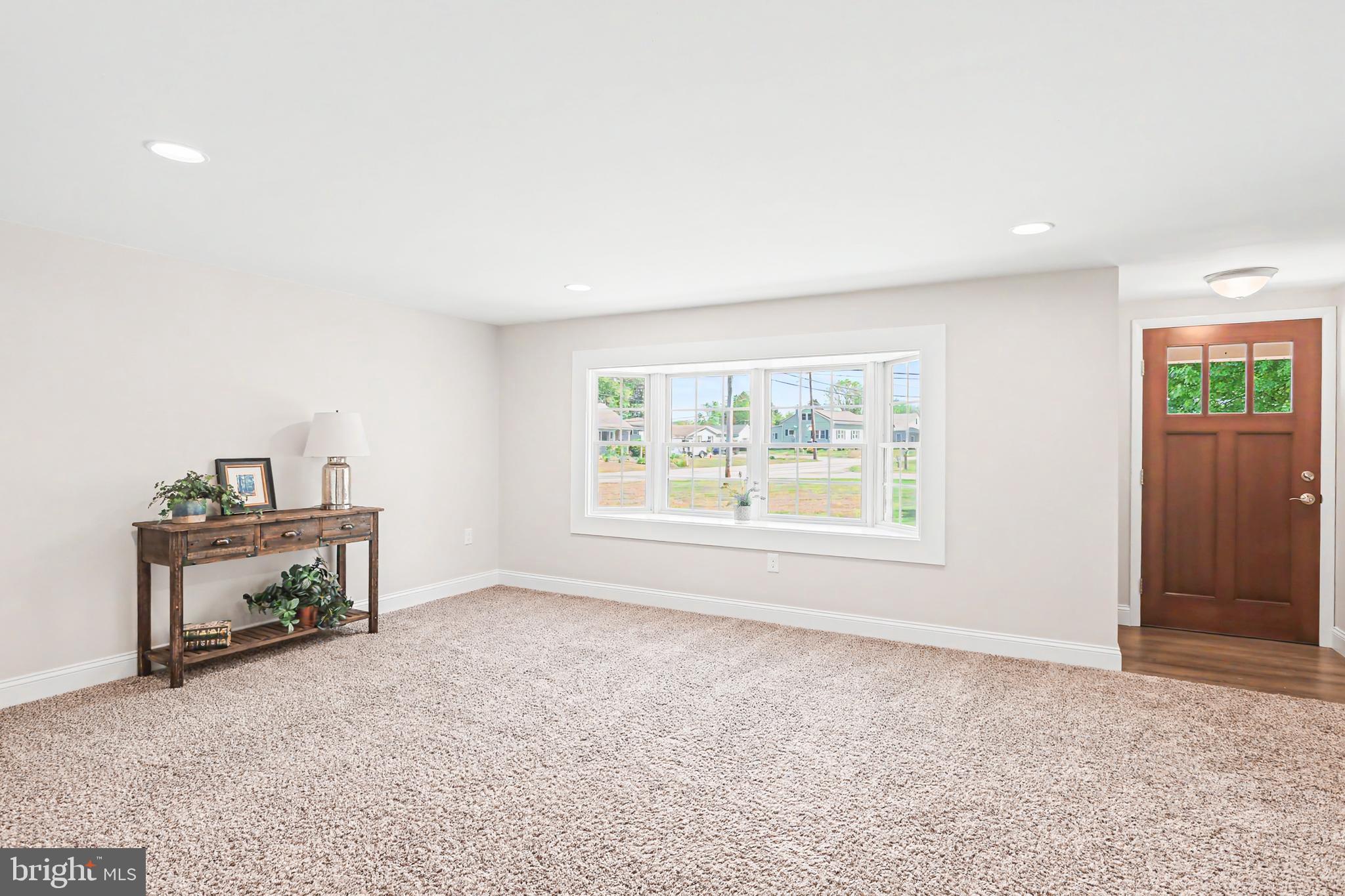 930 Hamilton Street Carlisle, PA 17013 - Photo 6 of 29 Living Room with Bow window